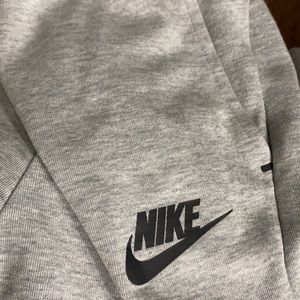 Nike Tech Pants ( Kids )